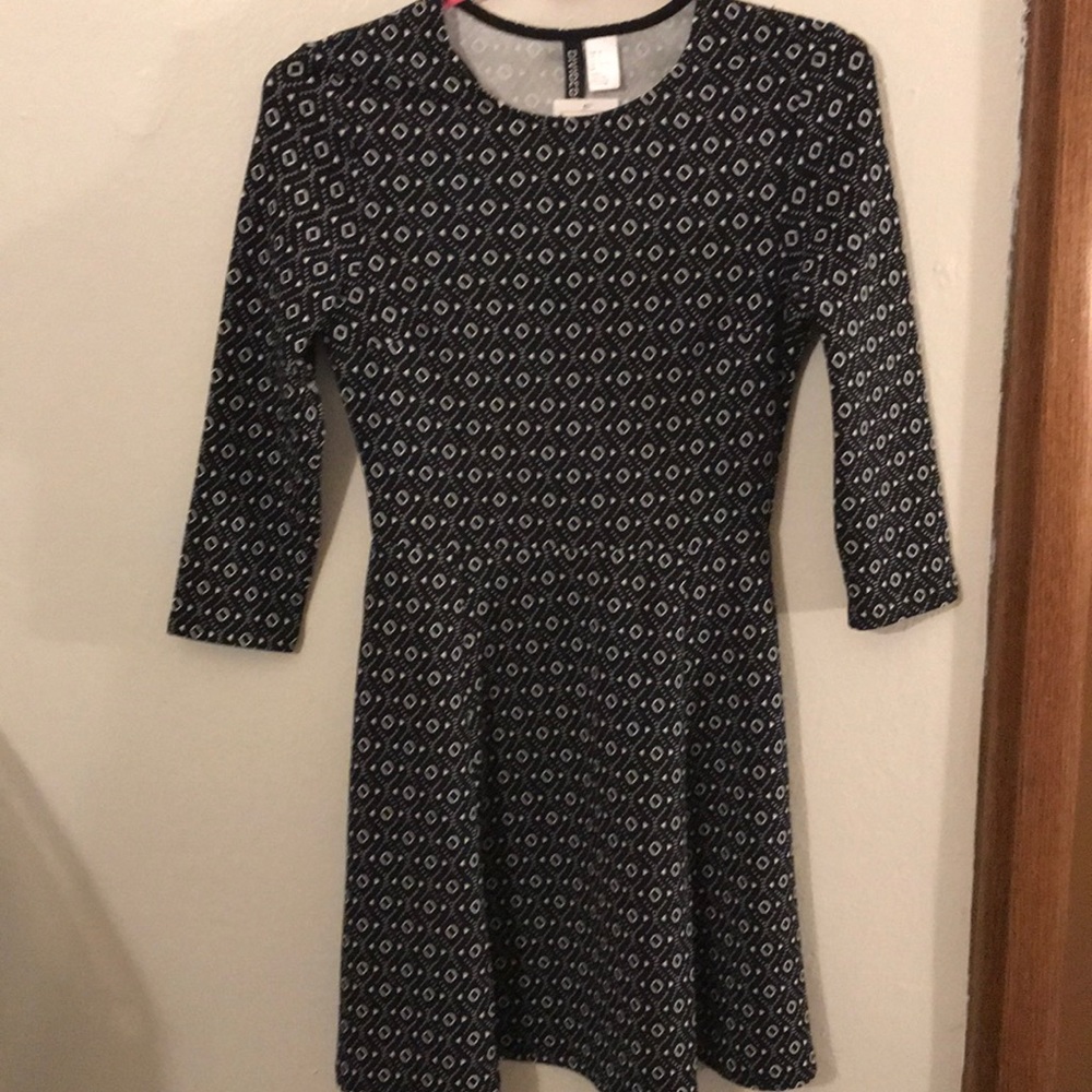H&M Geometric Pattern Jersey Dress